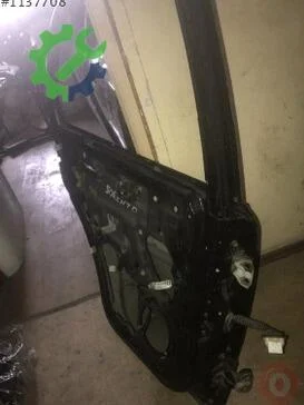 Kia Sorento Sağ Ön Kapı çıkma parça