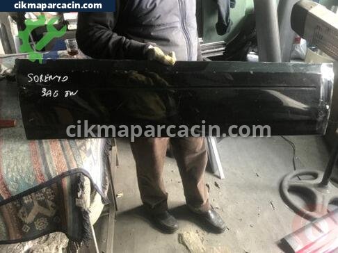 Kia Sorento Kapı Çıtası çıkma parça