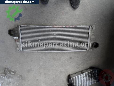 Mercedes-Benz Sprinter Intercooler Radyatörü çıkma parça