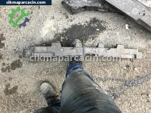 Mercedes-Benz Sprinter Ön Tampon çıkma parça