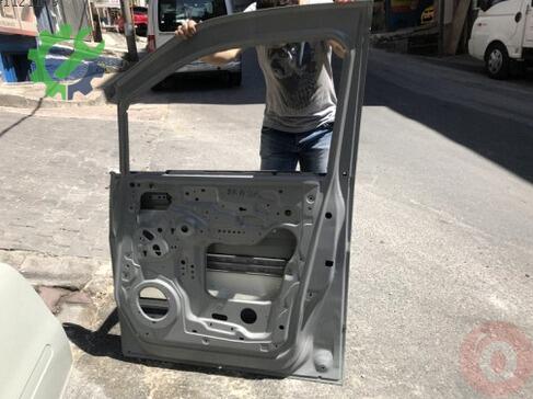 Dfm Succe Sağ Ön Kapı çıkma parça