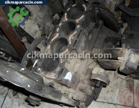 Suzuki Carry Yarım Motor çıkma parça