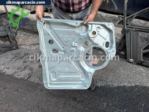 Volkswagen Transporter Sol Ön Cam Krikosu çıkma parça