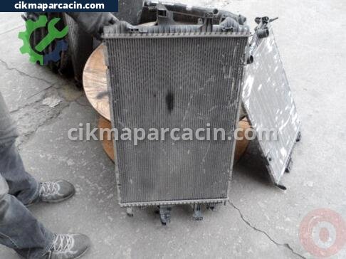Volkswagen Transporter Su Radyatörü çıkma parça
