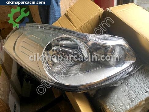 Renault Clio Sağ Ön Far çıkma parça