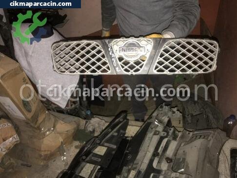 Nissan Terrano Panjur çıkma parça