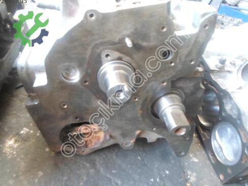Toyota Yaris Yarım Motor çıkma parça