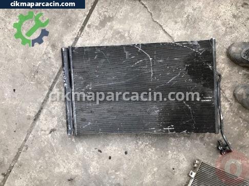 Volkswagen Touran Klima Radyatörü çıkma parça