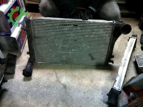 Volkswagen Touran Intercooler Radyatörü çıkma parça