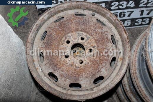 Toyota Carina Jant çıkma parça