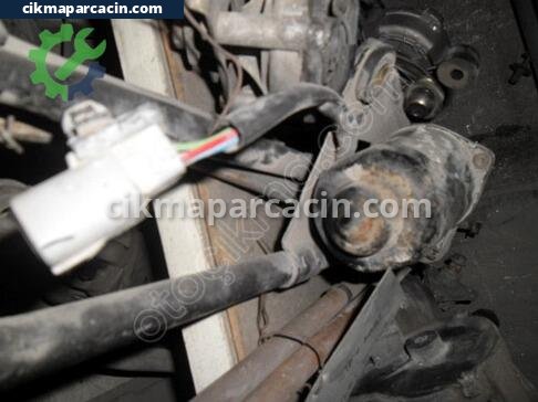 Toyota Carina Silecek Motoru çıkma parça