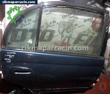 Toyota Carina Sağ Arka Kapı çıkma parça