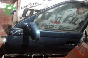 TOYOTA CARİNA 1997 ÖN SOL KAPI MAVİ ÇIKMA