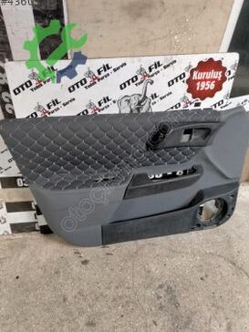 Toyota Carina Kapı Döşemesi çıkma parça