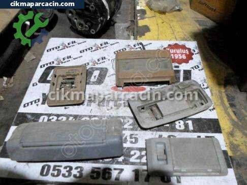 Toyota Carina Tavan Lambası çıkma parça