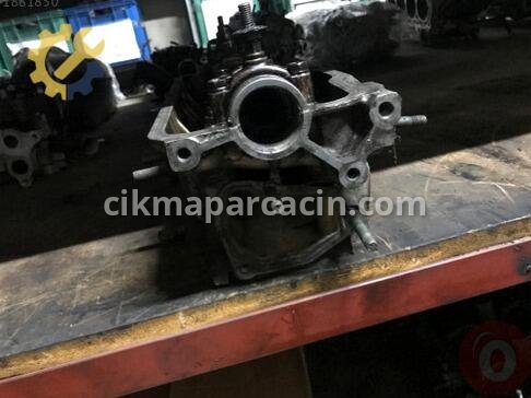 Toyota Corolla Silindir Kapağı çıkma parça