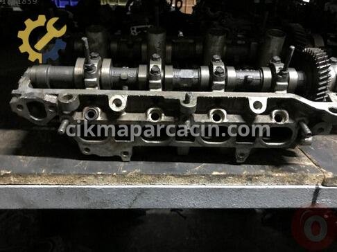 Toyota Corolla Silindir Kapağı çıkma parça