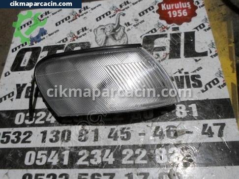 Toyota Corolla Sinyal çıkma parça