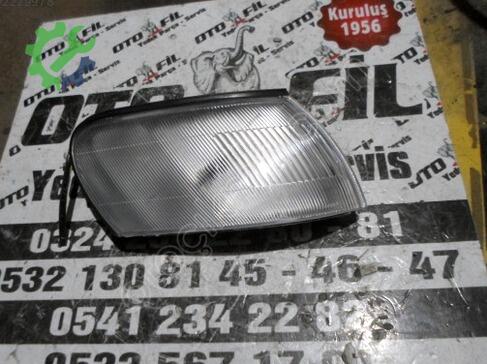 Toyota Corolla Sinyal çıkma parça