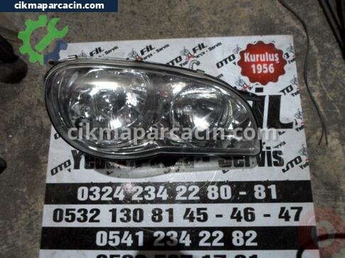 Toyota Corolla Sağ Ön Far çıkma parça