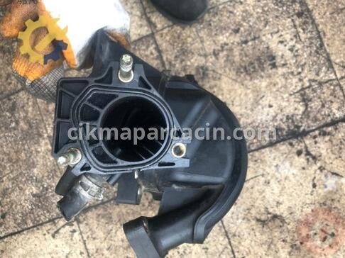 Toyota Corolla Emme Manifoldu çıkma parça