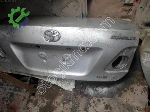 Toyota Corolla Bagaj çıkma parça