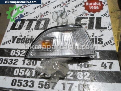 Toyota Corolla Sinyal çıkma parça