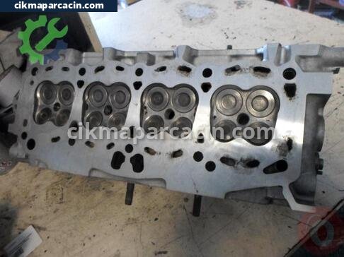 Toyota Corolla Silindir Kapağı çıkma parça