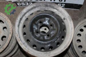 TOYOTA CORONA AT151 1984-1985 13 JANT 4 BİJON JANT