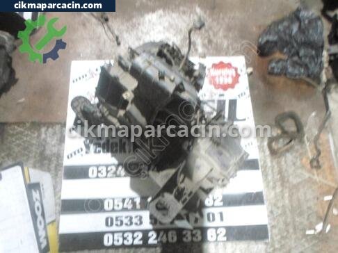 Toyota Cressida Kalorifer Kutusu çıkma parça