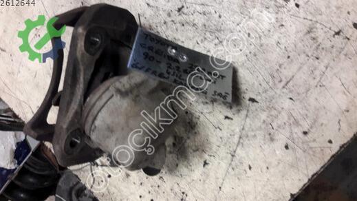 Toyota Cressida Ön Kaliper çıkma parça