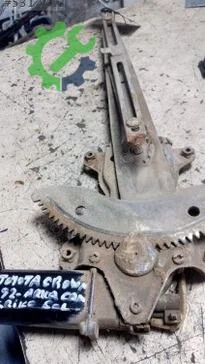 Toyota Crown Sol Arka Cam Krikosu çıkma parça