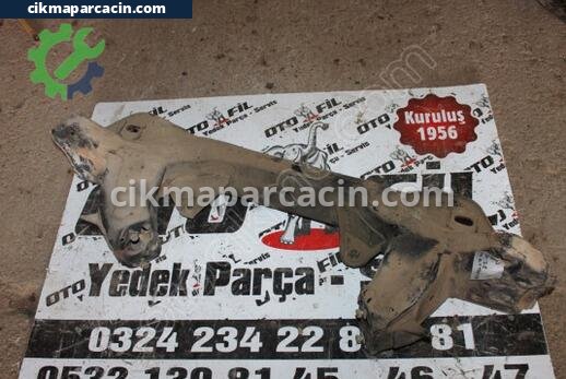 Toyota Hiace Travers çıkma parça