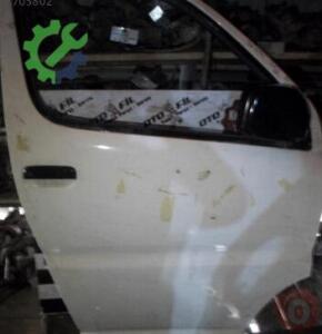 TOYOTA HİACE 2008 ÖN SAĞ KAPI
