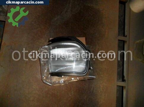 Toyota Hiace Sinyal çıkma parça
