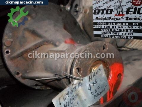 Toyota Hilux Defransiyel çıkma parça