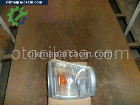Toyota Hilux Sinyal çıkma parça
