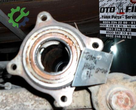 Toyota Hilux Defransiyel çıkma parça
