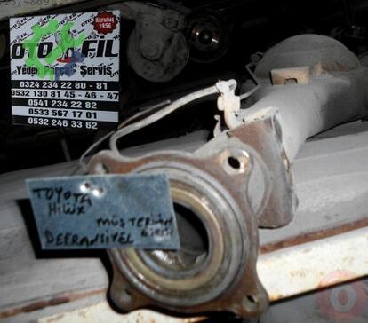 Toyota Hilux Defransiyel çıkma parça