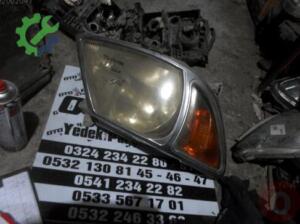 TOYOTA HİLUX SAĞ VE SOL FAR ÇIKMA