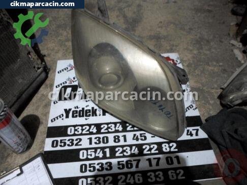 Toyota Corolla Far çıkma parça