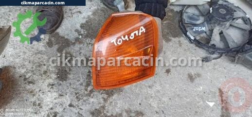 Toyota Starlet Sinyal çıkma parça