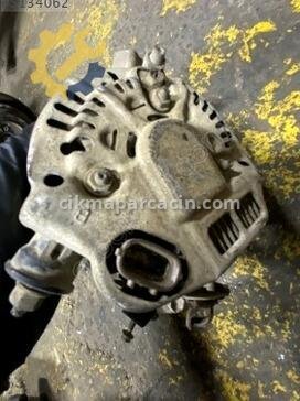 Toyota Yaris Şarj Dinamosu çıkma parça