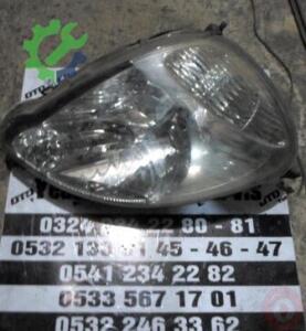 TOYOTA YARİS 2003-2005 SAĞ FAR ÇIKMA