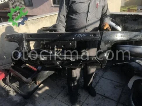 Hyundai Tucson Ön Tampon çıkma parça