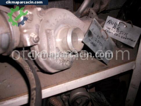 Audi A4 Turbo çıkma parça