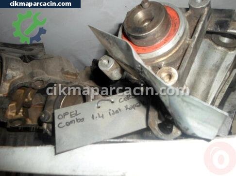 Opel Combo Silindir Kapağı çıkma parça