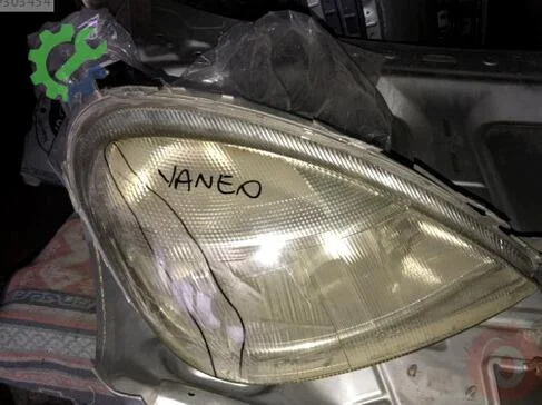 Mercedes-Benz Vaneo Far Camı çıkma parça