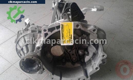 Volkswagen Golf Şanzıman Komple çıkma parça