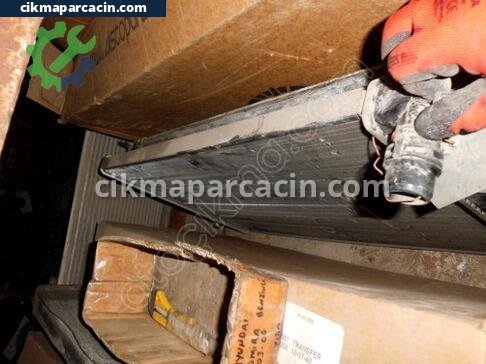 Volkswagen Golf Su Radyatörü çıkma parça